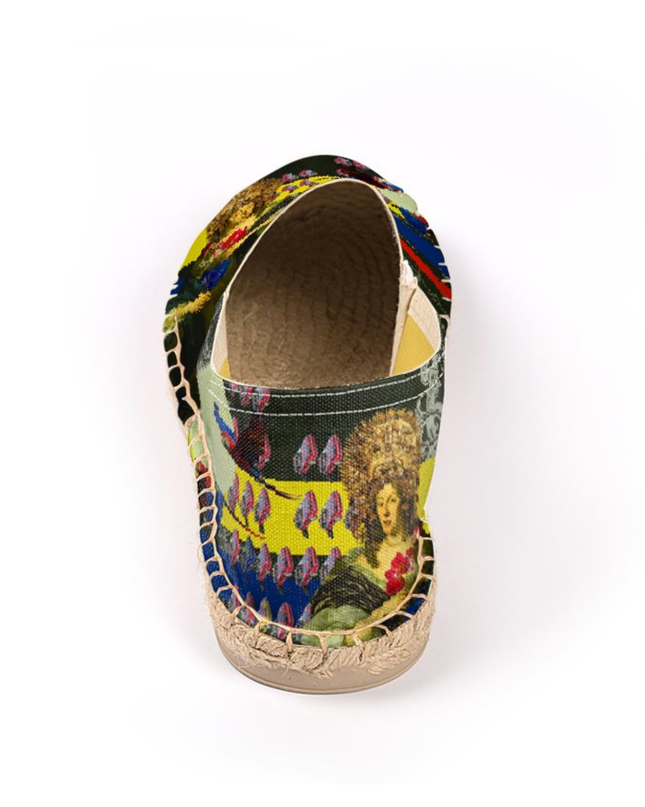 THE FLOWERS OF THE QUEEN Unisex All Over Print Espadrilles