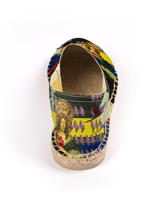 THE FLOWERS OF THE QUEEN Unisex All Over Print Espadrilles